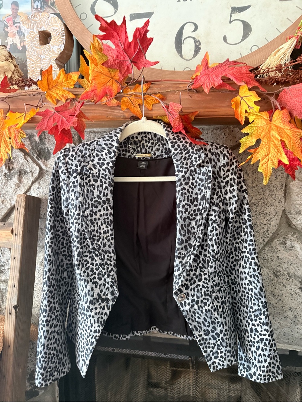 White House Black Market Black & White Leopard-Print Blazer